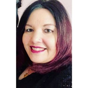 Meet your Posher, Samina